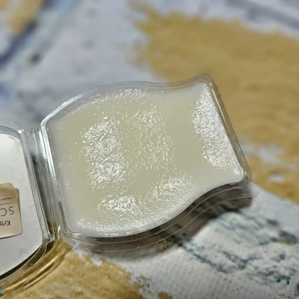 Scentsy Peppermint Dreams Wax Bar 3.2 oz New Retired Chocolate Mint Scent